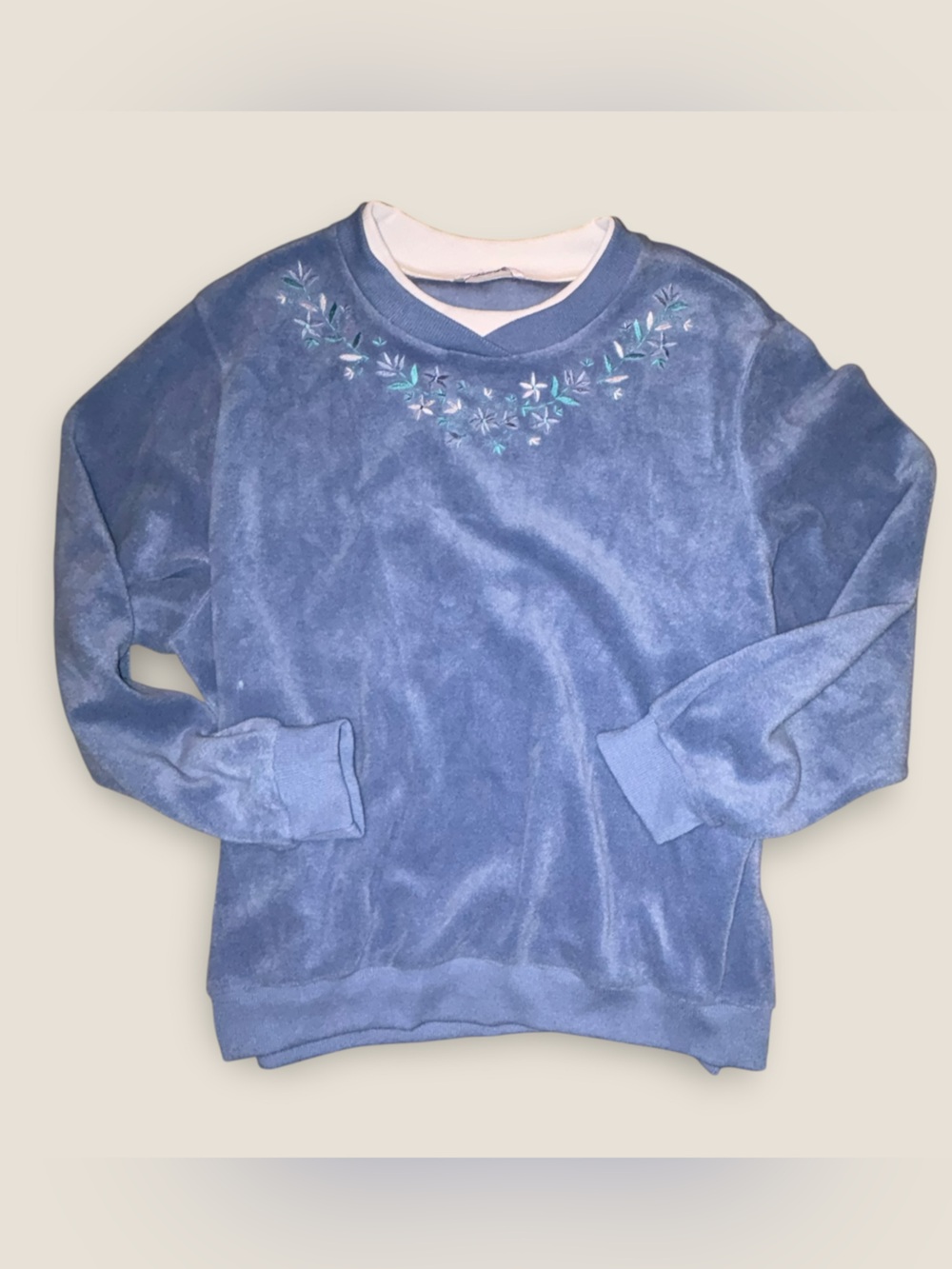 Vintage 90s Cottagecore Alia Women's Blue Fleece Floral Embroidered Crewneck